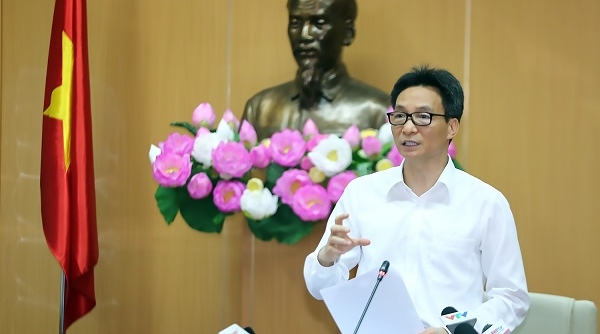 Dịch bệnh còn kéo dài, tiến tới chung sống an toàn với Covid-19