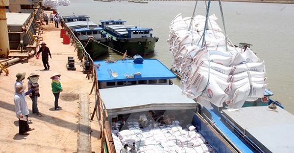 Thêm 57.000 tấn gạo được thông quan