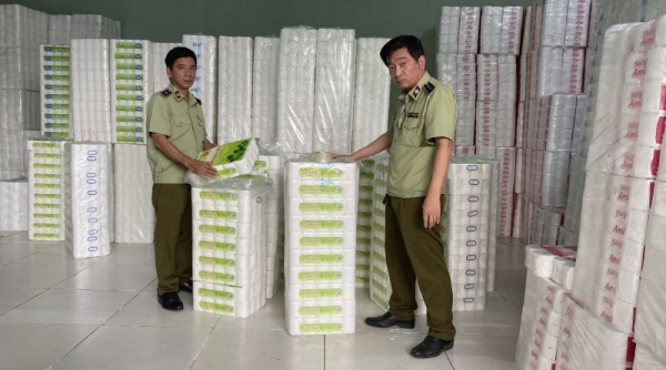 Đồng Nai: Tạm giữ hàng nghìn cuộn giấy vệ sinh có dấu hiệu giả mạo thương hiệu