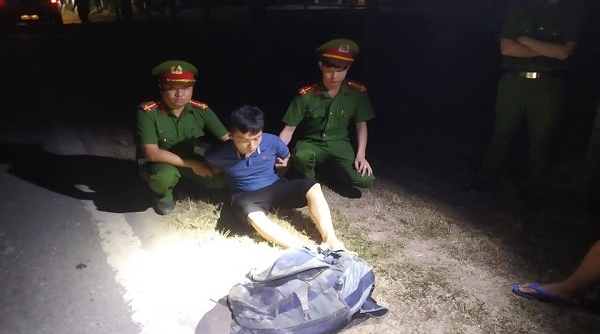 Hà Tĩnh: Truy đuổi hàng chục km bắt 2 đối tượng vận chuyển 30kg ma túy