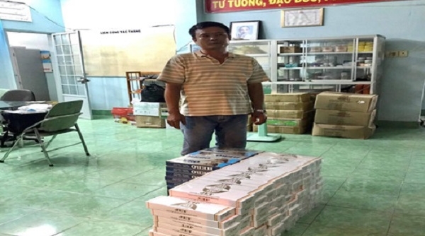 Đồng Tháp: Thu giữ gần 1.500 bao thuốc lá điếu nhập lậu