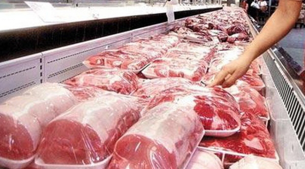 Tạo điều kiện thuận lợi cho các doanh nghiệp nhập khẩu thịt lợn và lợn sống