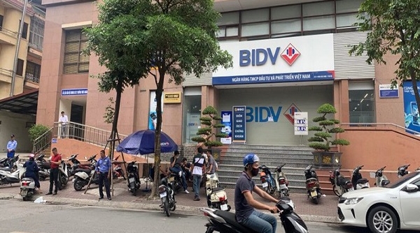 Hà Nội: Bắt giữ 2 nghi phạm gây án trong vụ nổ súng, cướp ngân hàng BIDV