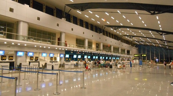 Tiếp tục dừng các chuyến bay chở khách đi/đến Đà Nẵng