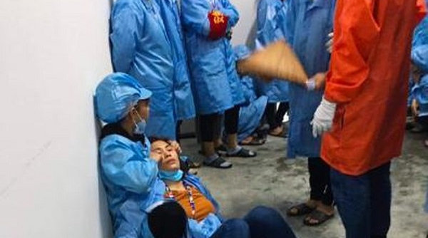 Điều tra nguyên nhân 45 công nhân bị ngất phải đi cấp cứu