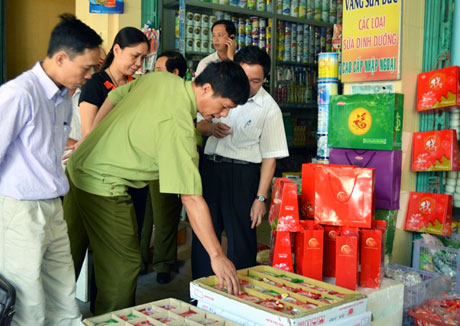 Tăng cường kiểm tra nguồn gốc, xuất xứ các mặt hàng bánh trung thu cổ truyền, tự làm