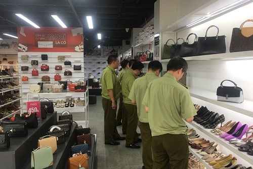Đã có chế tài xử phạt vi phạm hành chính trong hoạt động thương mại, sản xuất, buôn bán hàng giả, hàng cấm