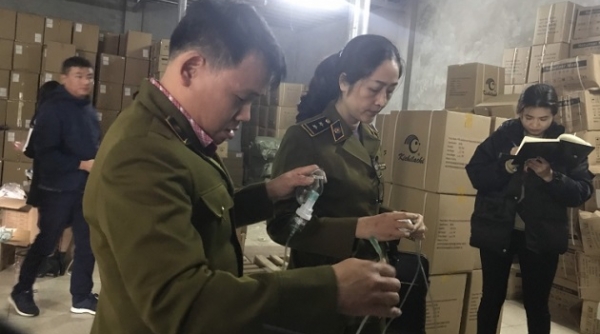 Bắc Ninh: Tịch thu 900 bộ máy hút mũi và buộc tiêu hủy 358 chiếc bình đựng sữa giả nhãn hiệu PIGEON