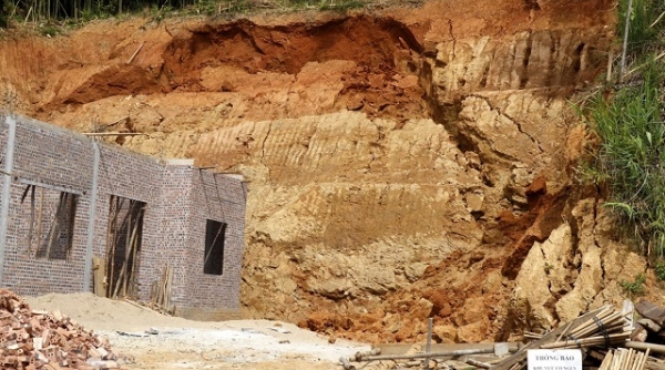 Thanh Hóa: Có gần 4.000 hộ dân nằm trong vùng nguy cơ sạt lở đất