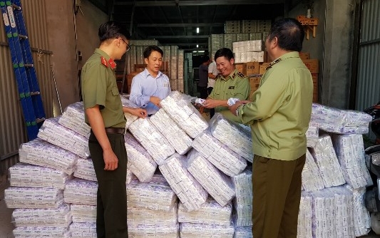 Vĩnh Phúc: Tạm giữ 4.100 gói băng vệ sinh nhãn hiệu Ánh Dương có dấu hiệu giả mạo về nguồn gốc, xuất xứ