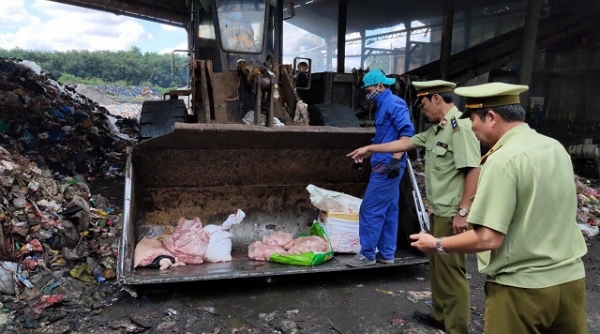 Bình Phước: Phát hiện 75kg thịt lợn bốc mùi hôi thối tại Chợ Đồng Xoài