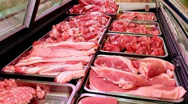 Nhập khẩu 100.000 tấn thịt heo để bình ổn giá