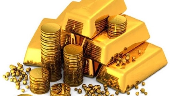 Giá vàng tăng vọt do lo ngại suy thoái kinh tế
