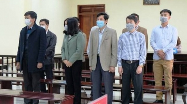 Đang mở phiên xét xử sơ thẩm vụ án hình sự về tội "Nhận hối lộ" đối với 5 cựu cán bộ Thanh tra tỉnh Thanh Hóa