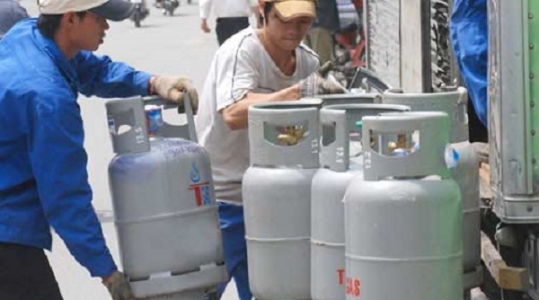 Từ ngày 1/4, giá gas giảm hơn 20.000 đồng/bình 12 kg