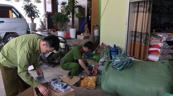 Lạng Sơn: Thu giữ hàng trăm sản phẩm mỹ phẩm nhập lậu