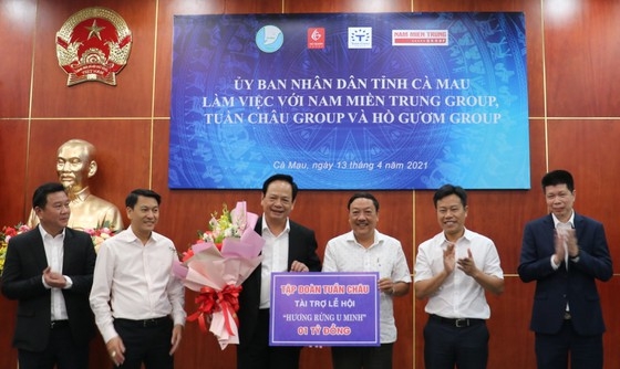 Tập đoàn Tuần Châu tài trợ 1 tỷ đồng tổ chức lễ hội Hương rừng U Minh