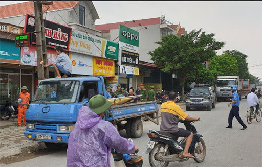 Hà Nội: Giải tỏa 986 trường hợp vi phạm lấn chiếm hành lang an toàn giao thông