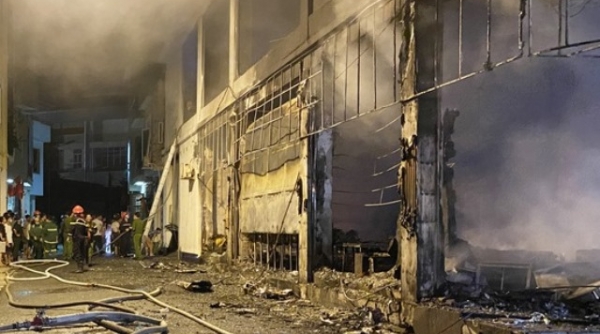 TP. Vinh (Nghệ An): Cháy lớn thiêu rụi phòng trà Fill, 6 người tử vong
