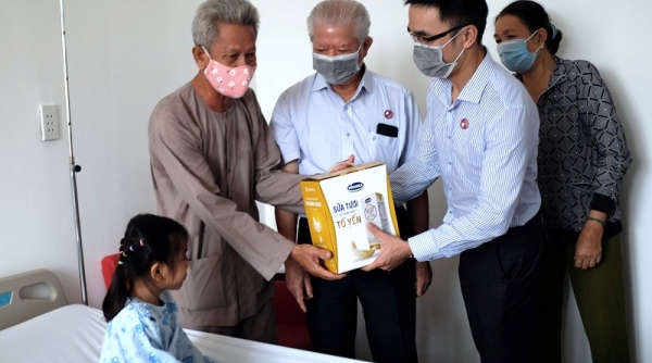 Mang ‘Nhịp đập yêu thương’ đến với các bệnh nhi tim bẩm sinh
