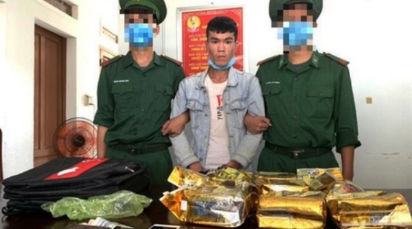 Bắt hai thanh niên đem 17kg ma túy từ Quảng trị vào TP.HCM tiêu thụ