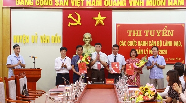 Huyện Vân Đồn (Quảng Ninh): Bổ nhiệm cán bộ lãnh đạo thông qua thi tuyển, lựa chọn đội ngũ cán bộ có năng lực