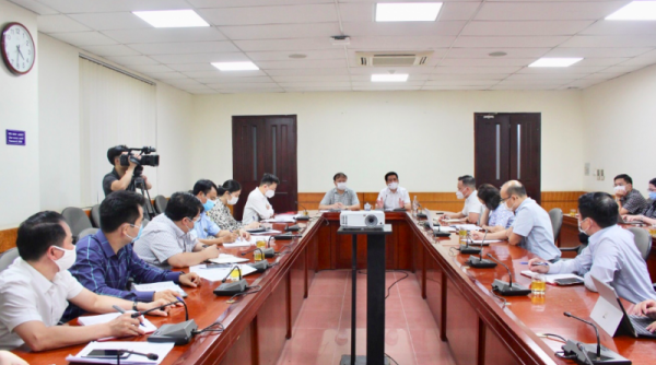 TP.HCM: Bộ Công Thương họp khẩn đảm bảo cung ứng đủ nguồn hàng thiết yếu và điện