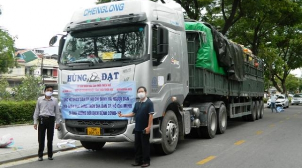 Thừa Thiên Huế: Hơn 40 tấn hàng , trị giá trên 1 tỉ đồng gửi đến Thành phố Hồ Chí Minh