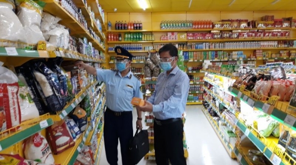 Tiền Giang: Xử phạt 2 trường hợp kinh doanh thực phẩm không niêm yết giá
