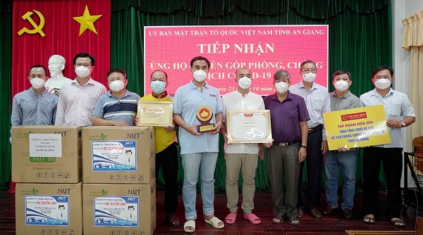 Tập đoàn Hoa Sen chung tay cùng cả nước đẩy lùi đại dịch Covid-19