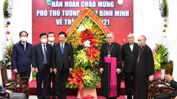 Phó Thủ tướng Phạm Bình Minh chúc mừng Giáng sinh và năm mới Chủ tịch Hội đồng Giám mục Việt Nam