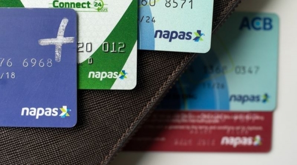 Tiếp tục giảm phí dịch vụ chuyển tiền nhanh Napas247