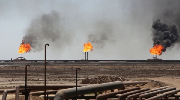 Dự báo giá dầu vọt đỉnh, Pháp cảnh báo nguy cơ, Mỹ hối thúc tăng sản lượng
