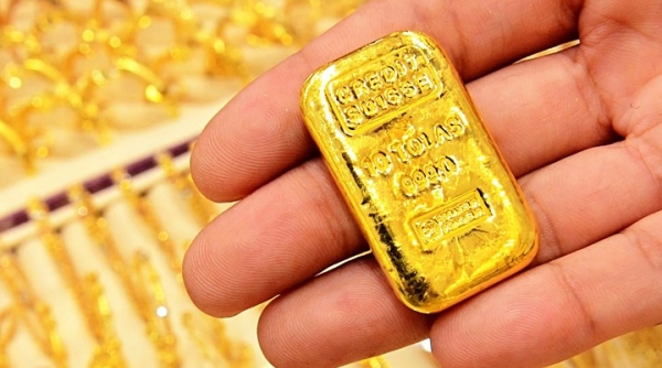 Giá vàng hôm nay 24/04: Lo ngại lạm phát, vàng giảm giá
