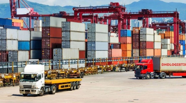 Cán cân thương mại hàng hóa của Việt Nam đã thặng dư tới 9,4 tỷ USD