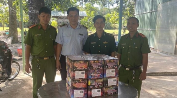 Bộ đội Biên phòng Bình Phước bắt vụ vận chuyển 62kg pháo nổ