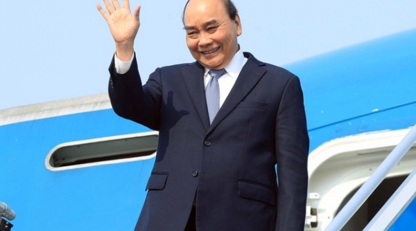 Chủ tịch nước Nguyễn Xuân Phúc lên đường thăm Indonesia
