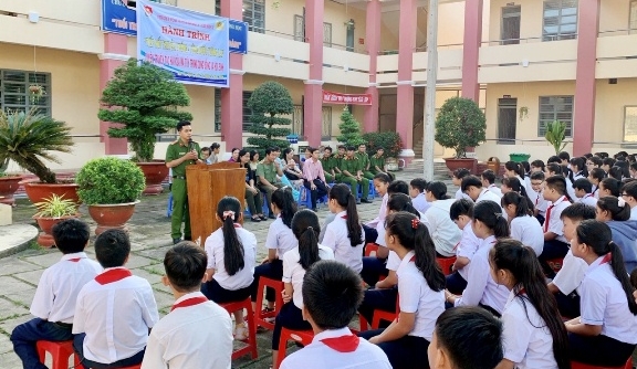 Bình Dương: Tăng cường năng lực phòng chống ma túy trong trường học