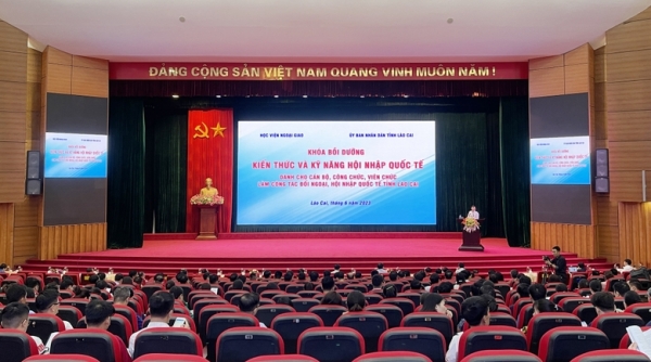 Lào Cai: Khai mạc khóa bồi dưỡng kiến thức, kỹ năng hội nhập quốc tế năm 2023