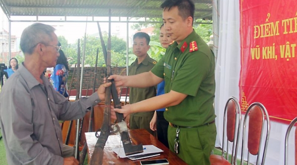 Bắc Giang triển khai cao điểm thu hồi vũ khí, vật liệu nổ, công cụ hỗ trợ