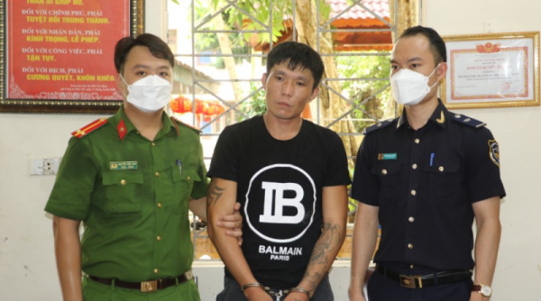 Nghệ An bắt giữ đối tượng mua bán, vận chuyển 18.000 viên ma túy