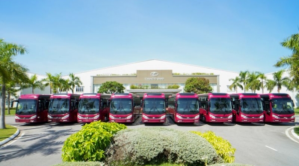 Ra mắt xe Bus giường nằm cao cấp THACO tại Philippines