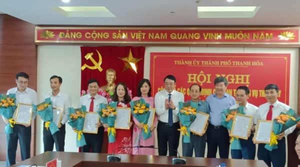 Công bố các quyết định về công tác cán bộ tại TP. Thanh Hóa