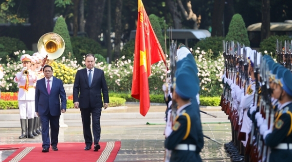 Thủ tướng Phạm Minh Chính chủ trì lễ đón, hội đàm với Thủ tướng Belarus
