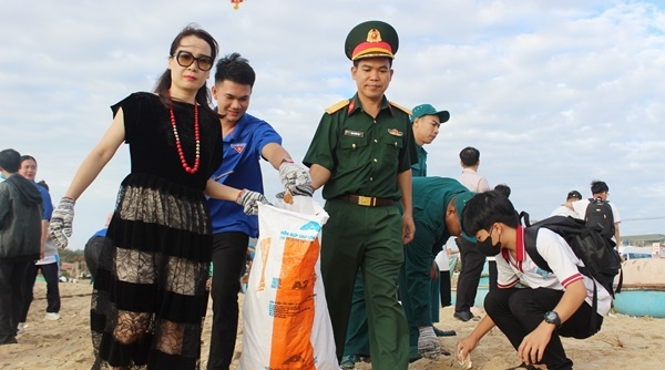 Nhạc sĩ Giáng Son, Hoa hậu H'Hen Niê bảo vệ môi trường biển tại Bà Rịa-Vũng Tàu