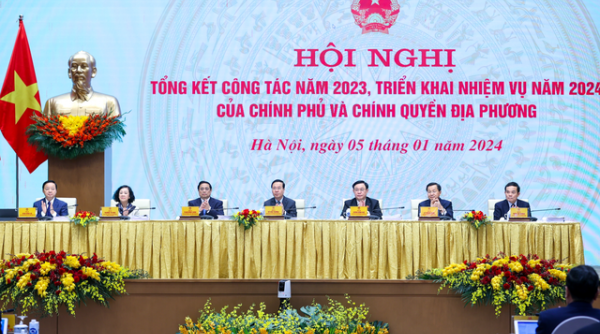 Hội nghị Chính phủ và chính quyền địa phương tổng kết công tác năm 2023, triển khai nhiệm vụ năm 2024