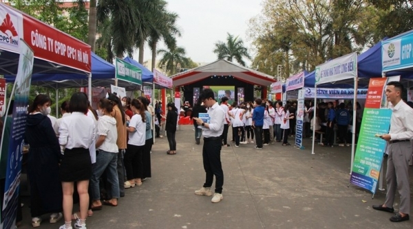 Hơn 3.000 học sinh, sinh viên tại Thanh Hóa tham gia Ngày hội hướng nghiệp