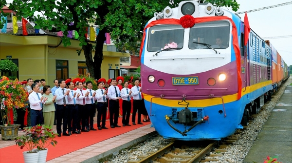 Hải Dương: Khai trương đoàn tàu đầu tiên chở hàng liên vận quốc tế từ ga Cao Xá