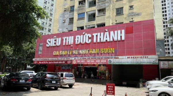 Hà Nội: Siêu thị Đức Thành bày bán thực phẩm hàng hoá không tem nhãn phụ Tiếng Việt, không rõ nguồn gốc