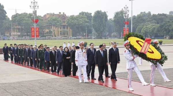 77 năm Ngày Thương binh - Liệt sĩ: Lãnh đạo Đảng, Nhà nước viếng Chủ tịch Hồ Chí Minh và các Anh hùng liệt sĩ